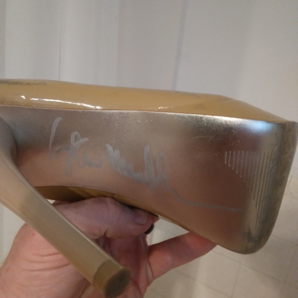 Meet your Posher, Paula - Picture 1 of 1